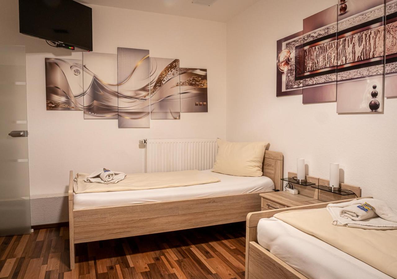 Hotel Bouzid - Laatzen Dış mekan fotoğraf