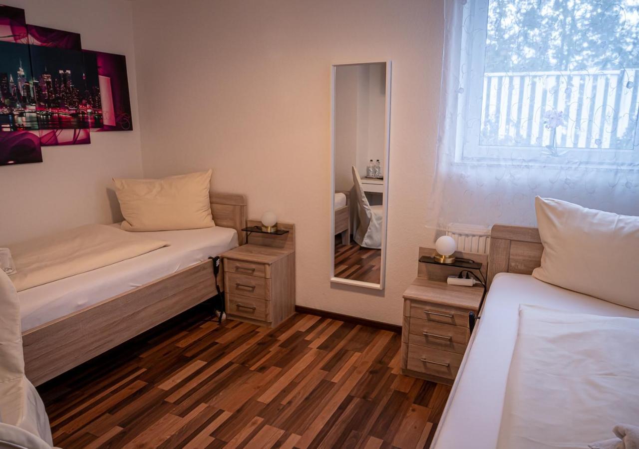 Hotel Bouzid - Laatzen Dış mekan fotoğraf