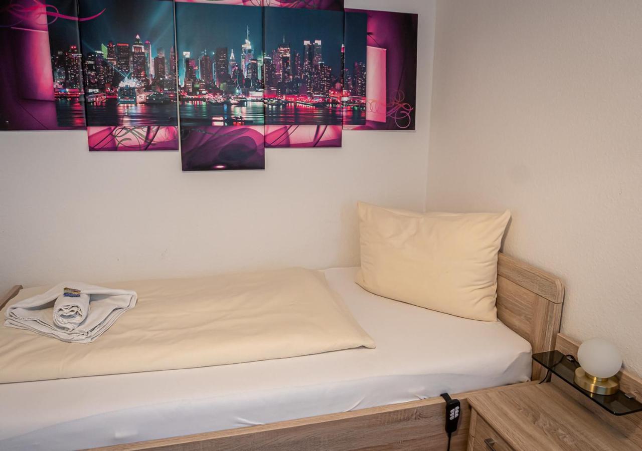 Hotel Bouzid - Laatzen Dış mekan fotoğraf